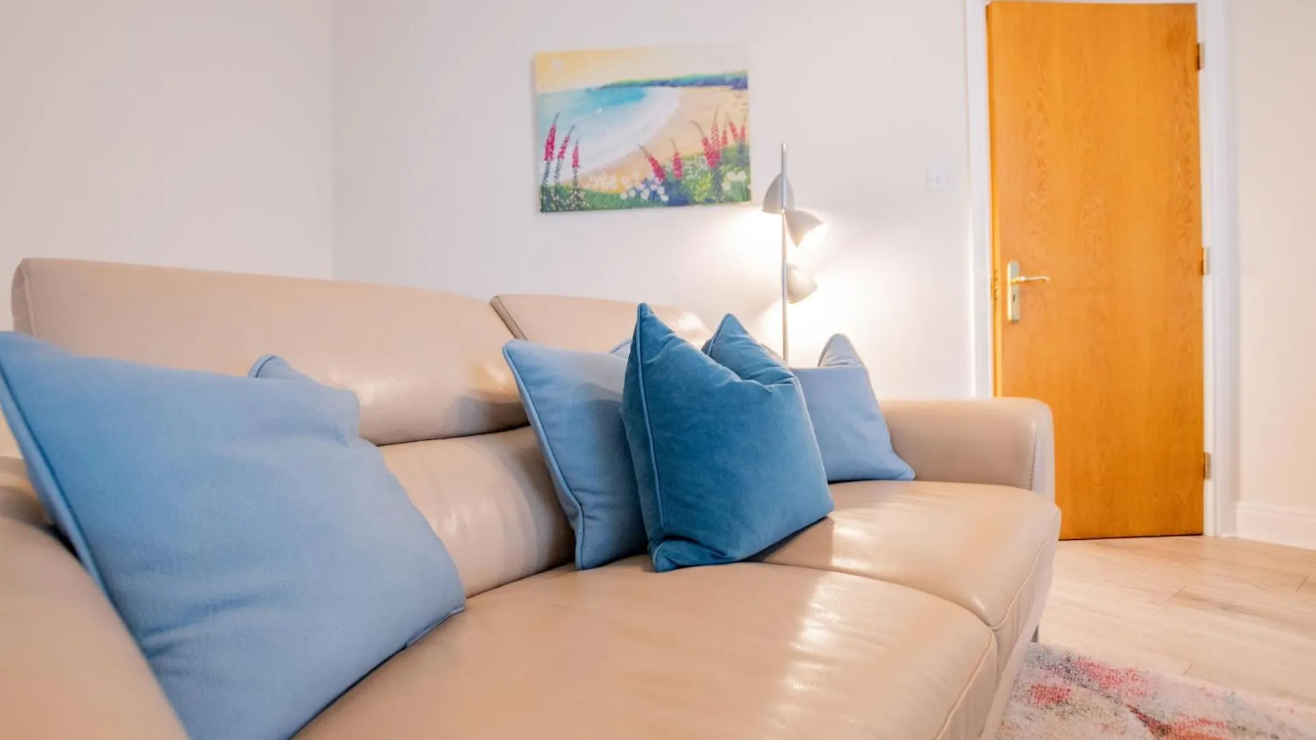 Long Walk Gem Apartment Galway