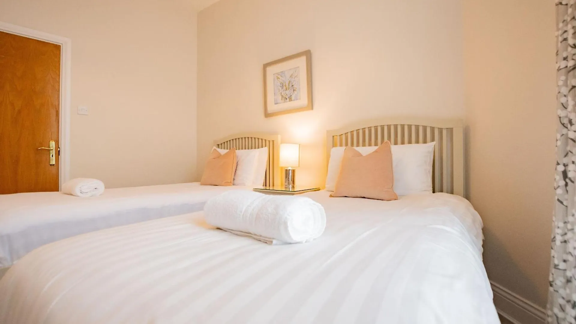 Long Walk Gem Apartment Galway